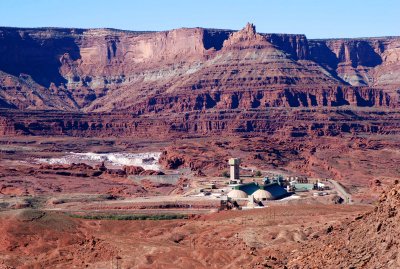 Potash mine (telephoto)