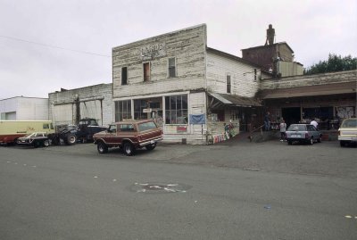 Lande Feed store, south end (razed in 2002)