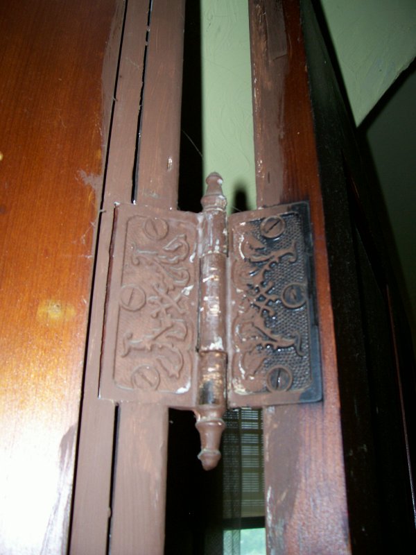 Grey Gables-Darlington MD-door hinge.JPG