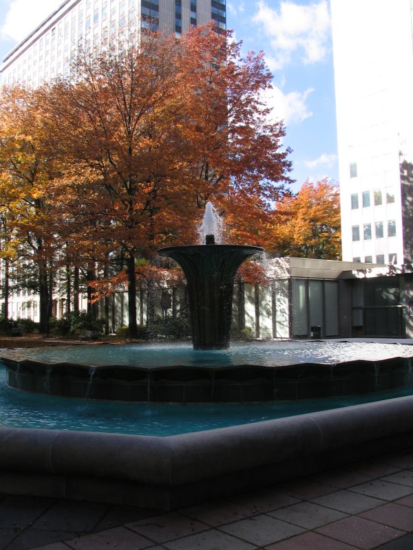 Pittsburgh PA-fountain.JPG