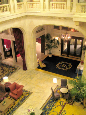 Renn Hotel-Interior Lobby-Pitt PA.JPG