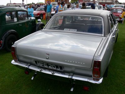 Vauxhall Viscount rear 1971.