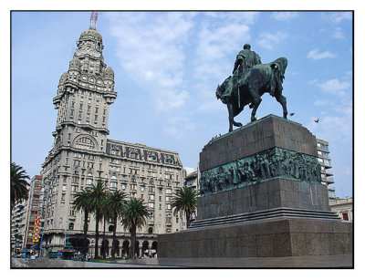 Plaza Independencia, Montevideo, Uruguay