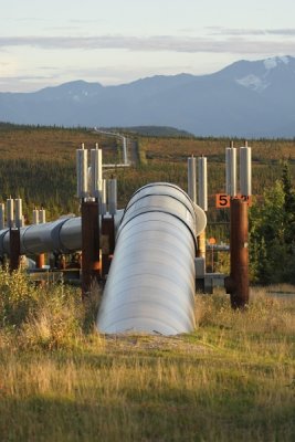 Alaskan Oil Pipeline Going Under Ground