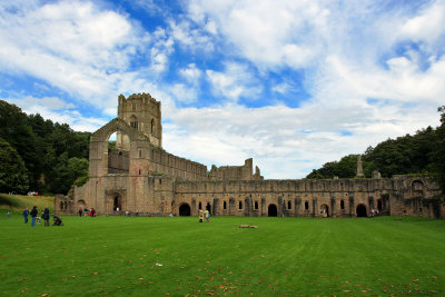 fountains abbey, north yorkshire