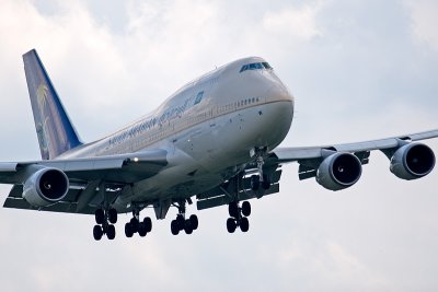 Boeing 747-400 (3) Saudi Arabian