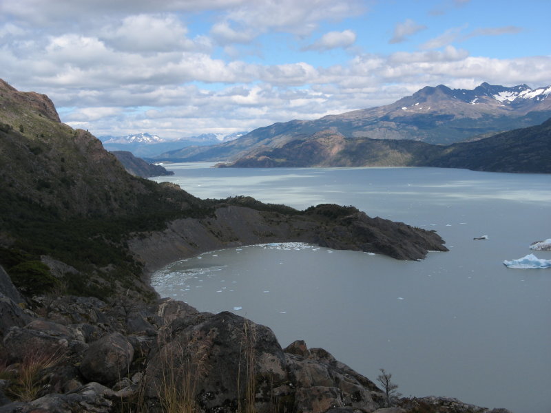 Lago Grey