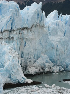 terminus of Glaciar Perito Moreno