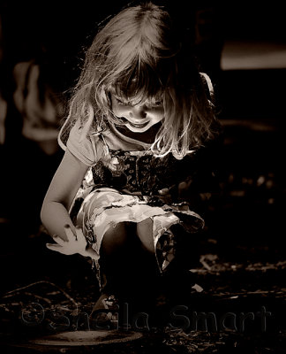 Little girl with uplight with filter