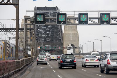 Sydney Harbour Bridge lanes