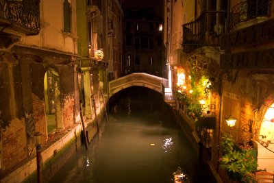 The night in Venice is beautiful