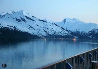 Whittier, Alaska at 2235h on 23May2006.jpg