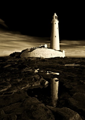 St Marys lighthouse IR version.jpg
