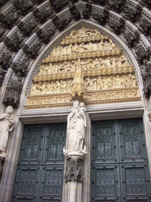 The entrance (eingang)