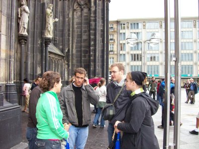 Trying to find Nicole's German relatives