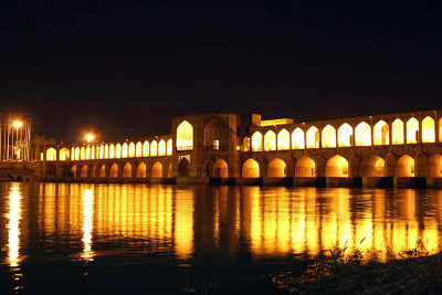 Khaju_Pol_204.jpg
