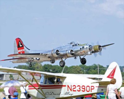 IMG_2476-(B17-fly-by).jpg