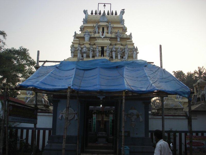 thirukulasekarapuram W.Gopuram.JPG