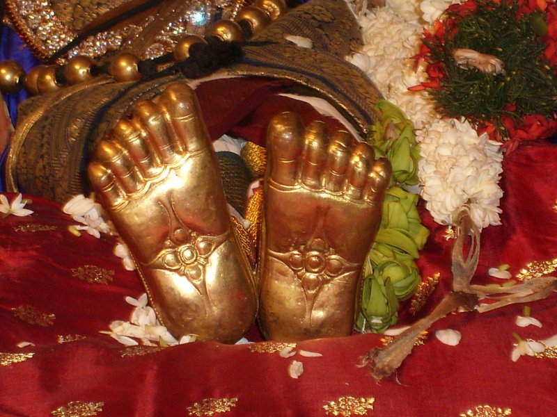 perumal thiruppAdam.JPG