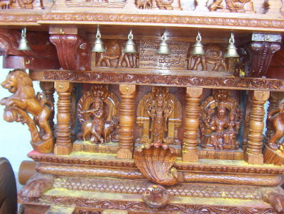 intricate carvings in chapparam