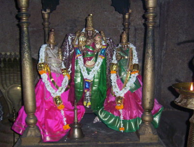 Sri Bhoo devi sametha Lakshmikantha Perumal.JPG