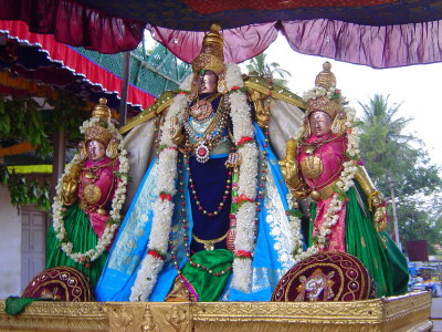 Sri Selva PiLLai and Ubhaya nAchimAr