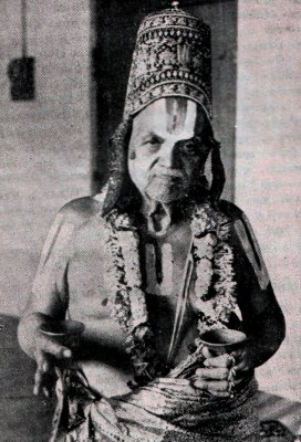 Kanchi svami as Araiyar