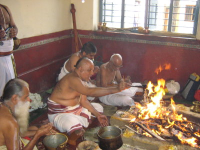 Srikaryam Sri Anantharangachar Swami Doing Homam