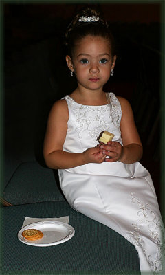 IMG_3189 Nyla snacking .jpg