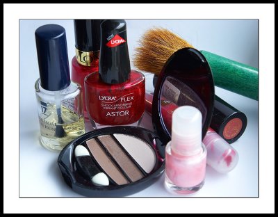 Female artist's palette