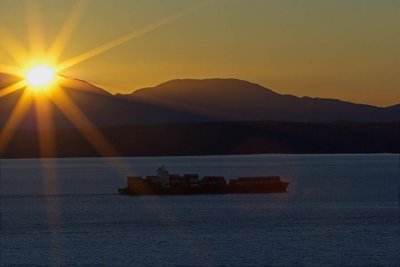Cargo at Sunset in Puget Sound_02