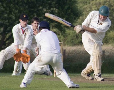 10th wicket partnership frustrates 1st XI