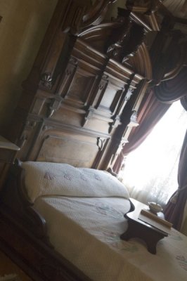 bedroom of winchester lady