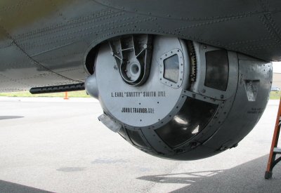 B-17 Gun Turret.jpg