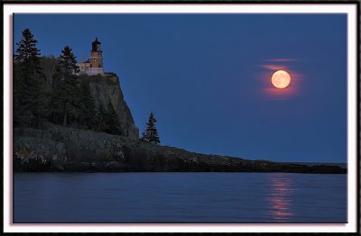 Harvest Moon and Split Rock Lighthouse