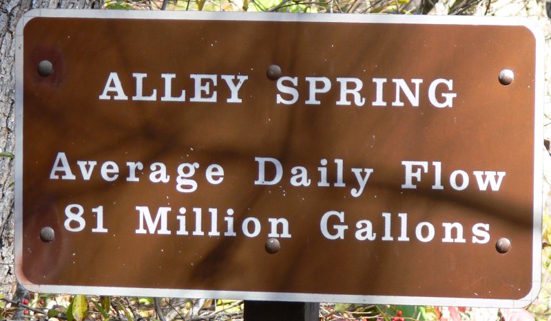 Alley sign.JPG