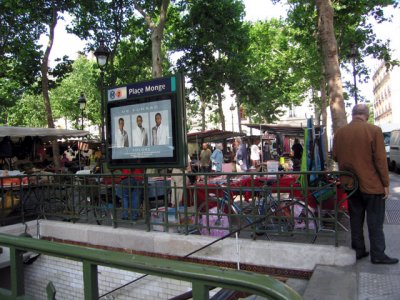 Metro entrance at Place Monge