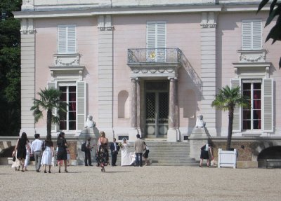 gathering at the chateau