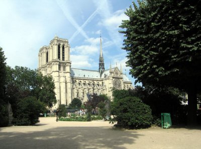 Notre Dame from across the street