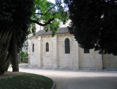 St. Julien-le-Pauvre