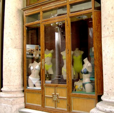 Comercio del Pasaje de Lodares