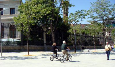 La nueva Cuesta de Moyano peatonal