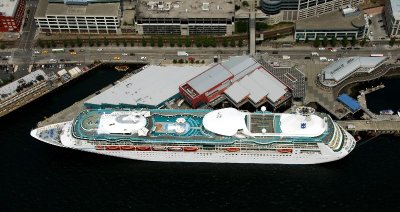 Cruise ship in port of Seattle