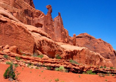 red rock in arches