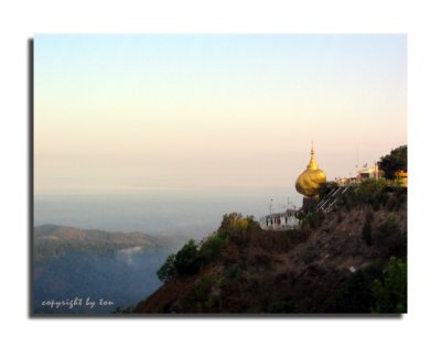 Kyaiktiyo Pagoda