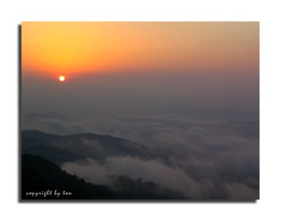 Sunrise at Mt. Kyaiktiyo