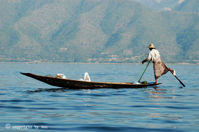 Intha People in Inle Lake
