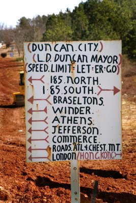 Duncan City Sign