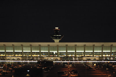 The main terminal of Washington Dulles Airport