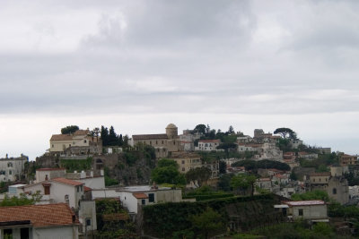 On the second day's walk we leave Ravello for Amalfi via Valle delle Ferriere.
As we ascend to the head of the valley, we have spectacular views of Ravello